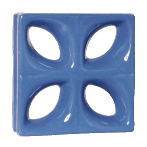 Elemento vazado de louça esmaltado Folha Azul Retrô